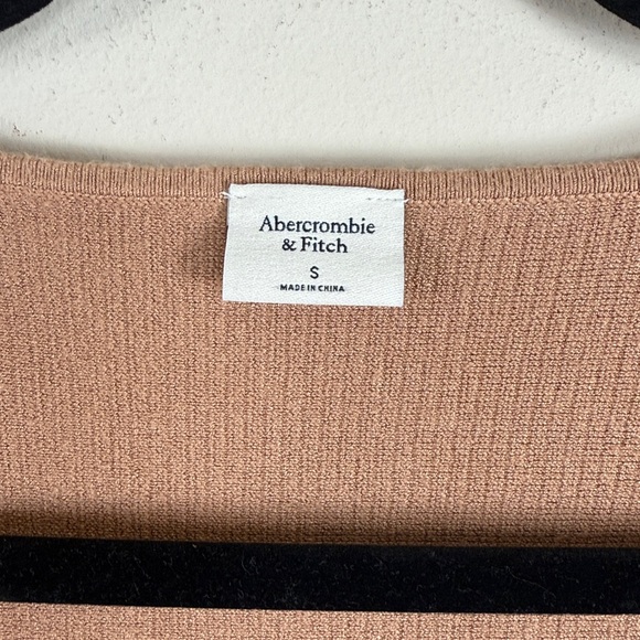 NWT Abercrombie & Fitch Ottoman Square Neck Ribbed Swearer Tee in Tan Size Small - Picture 3 of 6